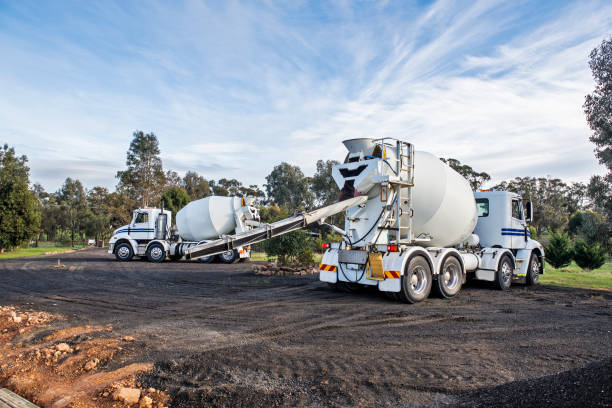 Best Custom Concrete Contractor  in St James, MO